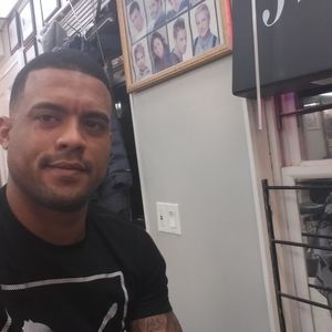 Meet your Posher, Jesús